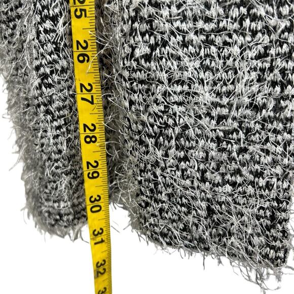 Ruby Rd. Cardigan Sweater Womens Size S Black White Soft Oversized Fit Fuzzy - Picture 8 of 8